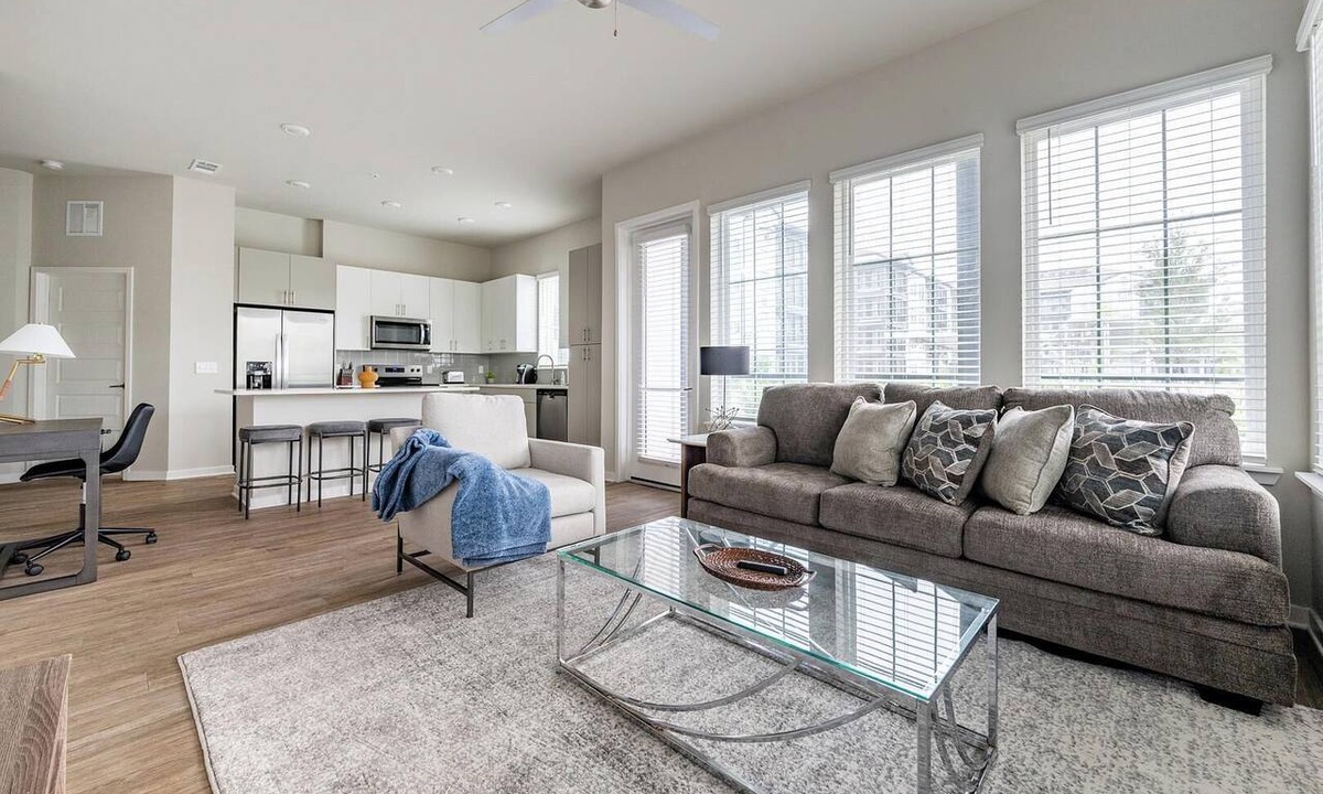 Wimauma Apartment | Landing | Stunning 2BD, Gym, Clubhouse