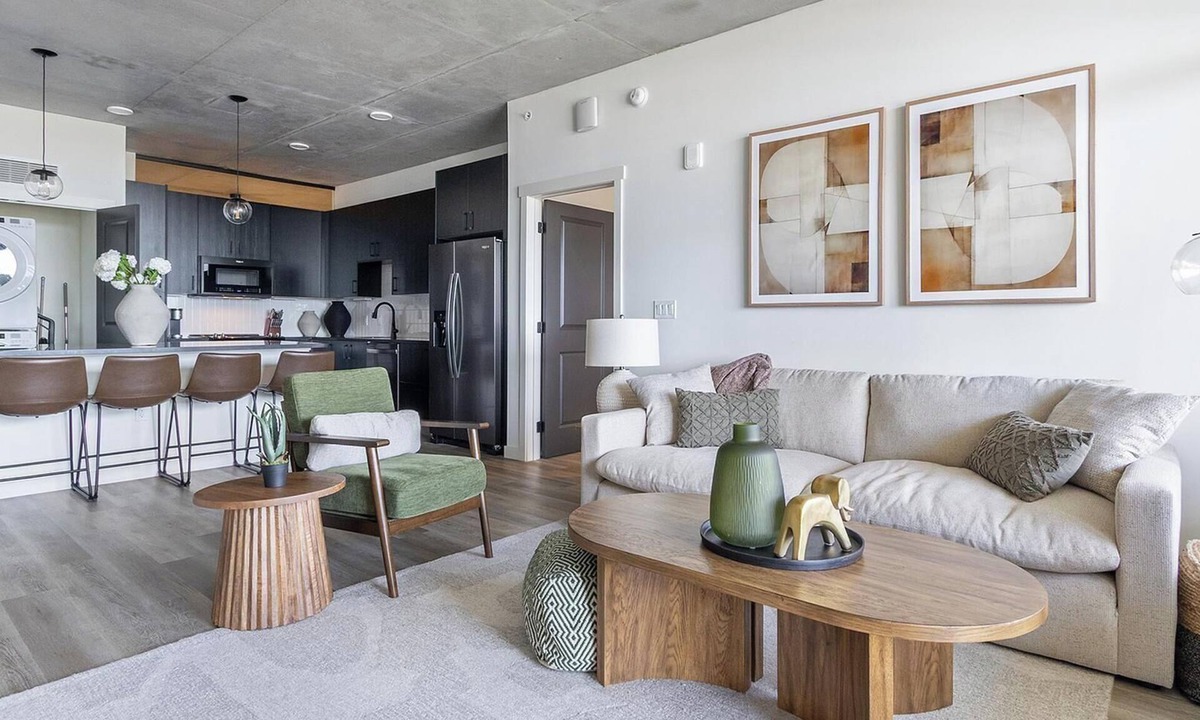 St. Petersburg Apartment | Landing | Stunning 2BD, Gym