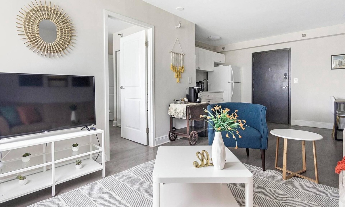 St. Petersburg Apartment | Landing | Stylish 1BD, Yoga Studio, Gym