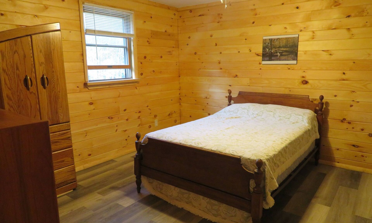 Benton Bed & Breakfast | located just 15 minutes from Ricketts Glen Start Park outside of Benton, Pa.