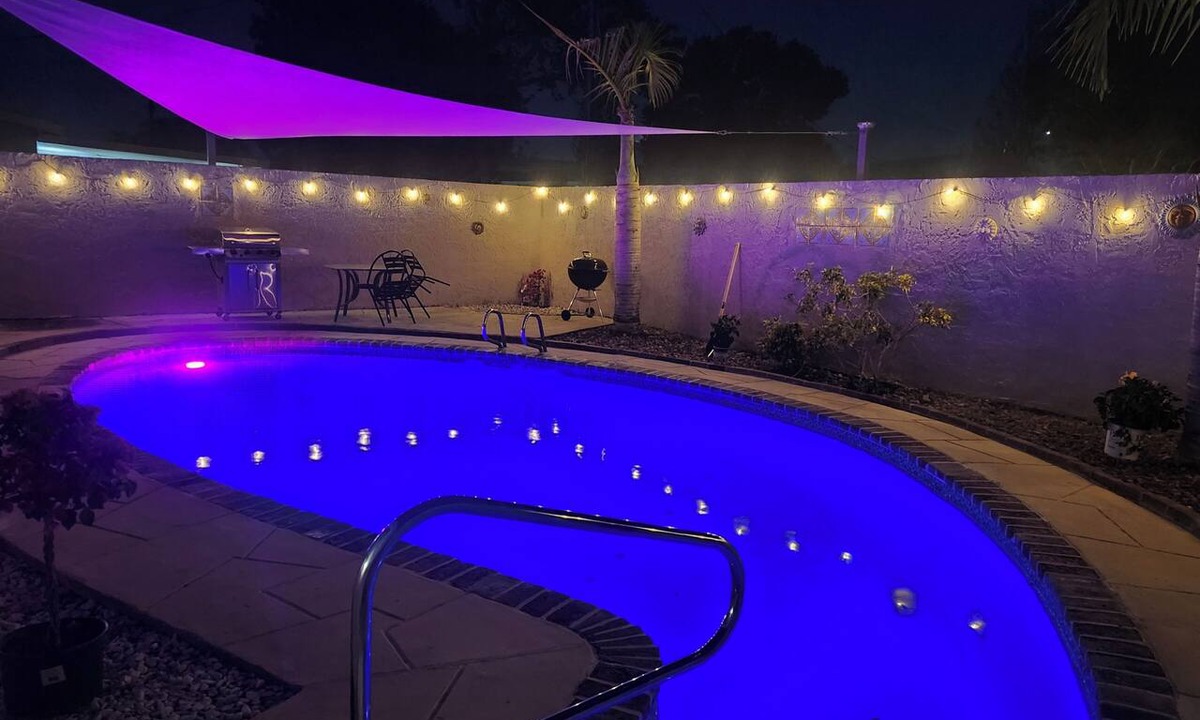 Melbourne House | Lovely 3-bedroom heated pool house with AC in vibrant Melbourne