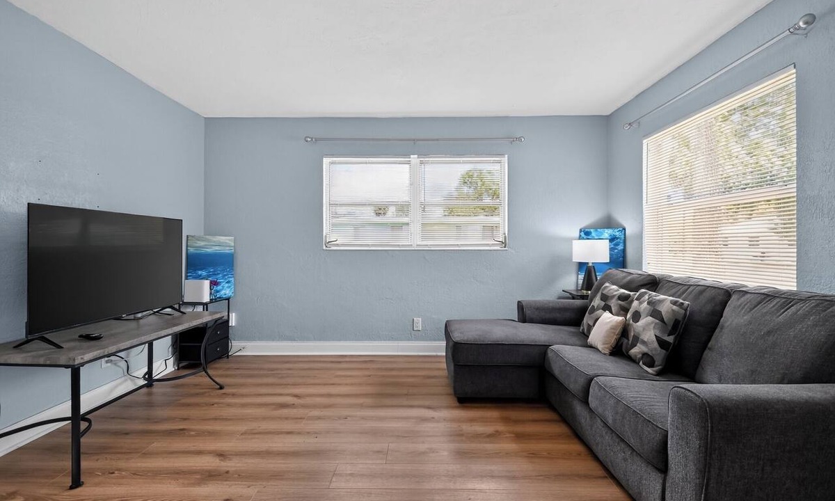 Daytona Beach House | Lux Mins 2 -Daytona Beach Shores -Halifax -Advent -International Airport