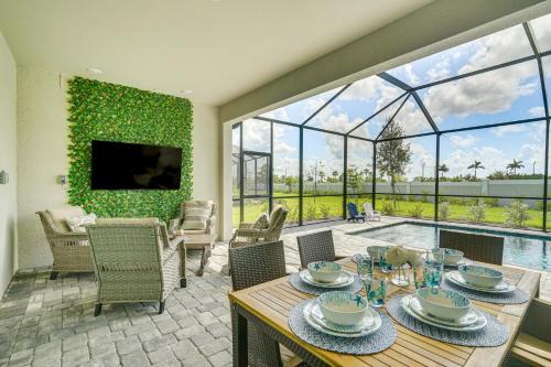 Venice House | Luxe Venice Gem w/Outdoor Pool & Hot Tub