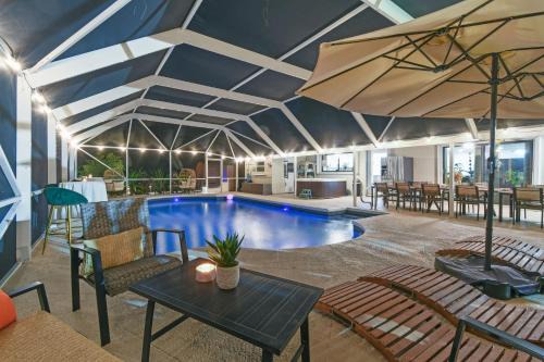 Hunt Club House | Luxury 5BR 17 Beds Retreat Pool Spa Sauna