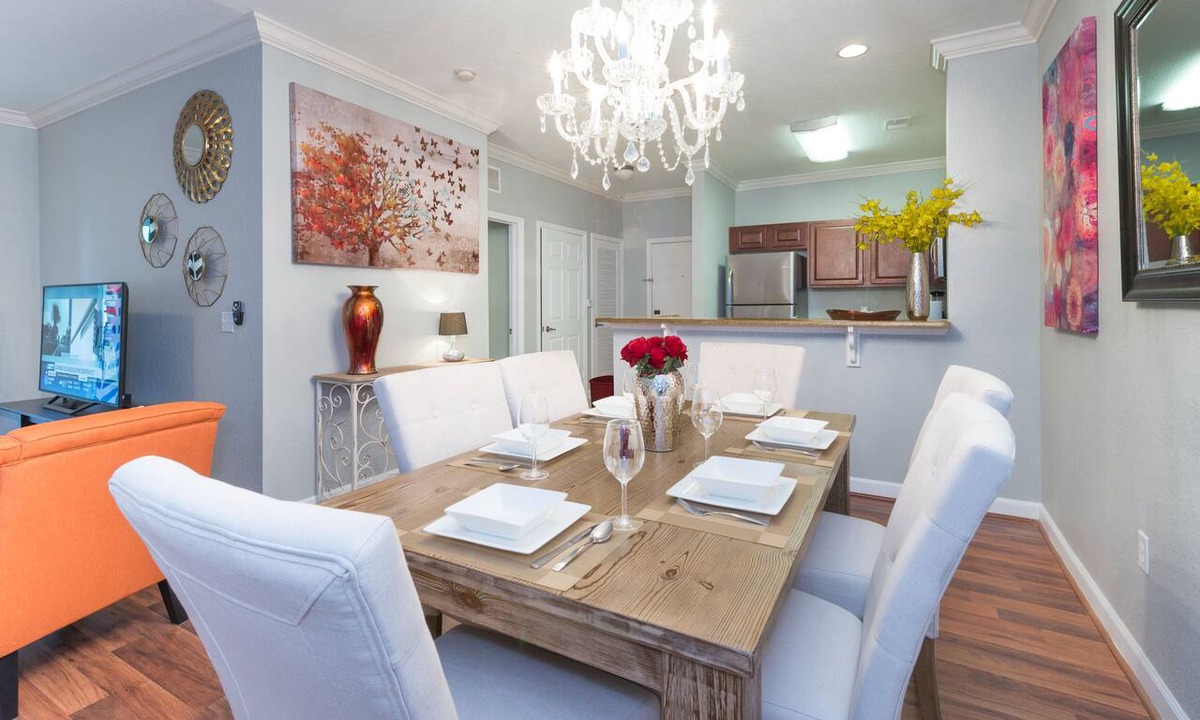 Four Corners Condo | Magnificent Award Winning Newly Renovated Condo Near Disney 2+2 Great Amenities