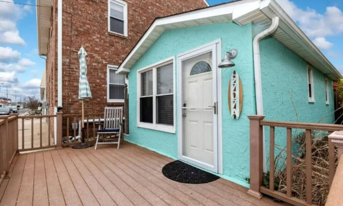 Margate City Cottage | Margate Cottage, Close to Beach!