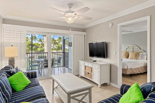 Captiva House | Marina Villa 603 - Captiva Two Bedroom Deluxe Harbourfront Residence