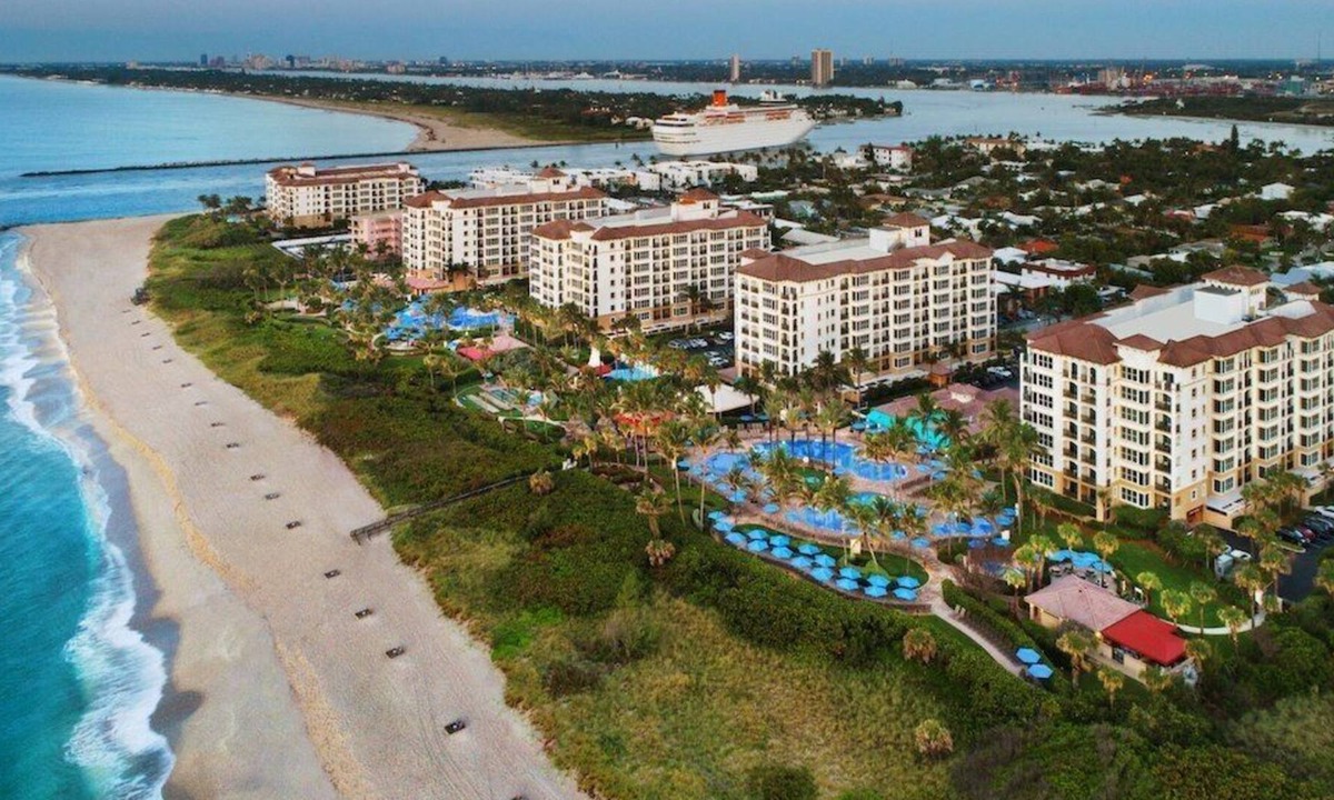 Palm Beach Shores Condo | Marriott Ocean Pointe Oceanfront Resort. One bedroom unit. Book now!