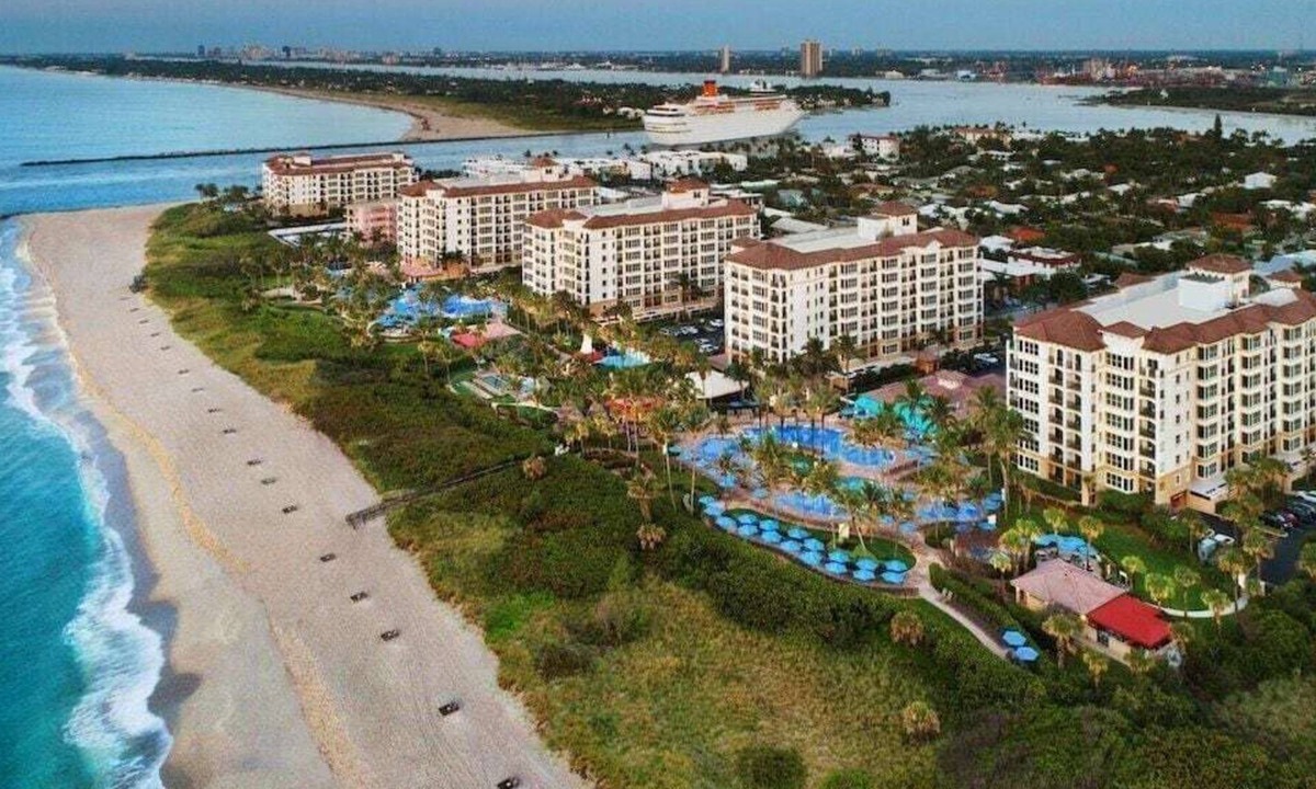 Palm Beach Shores Condo | Marriott's Ocean Pointe: Breathtaking Two Bedroom Unit at an Oceanfront Resort!