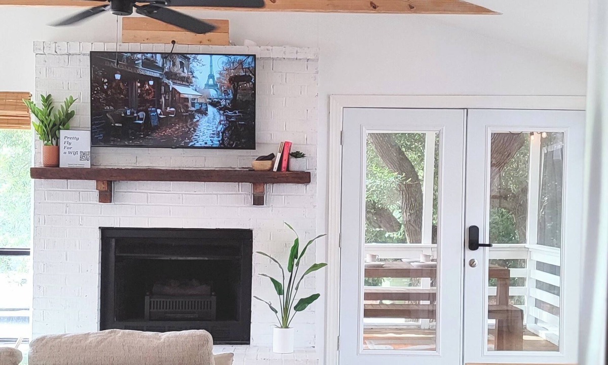 Folly Beach House | Marsh-Front Boho Retreat, 2 Min Walk to Beach, Best Surf Break on Folly!