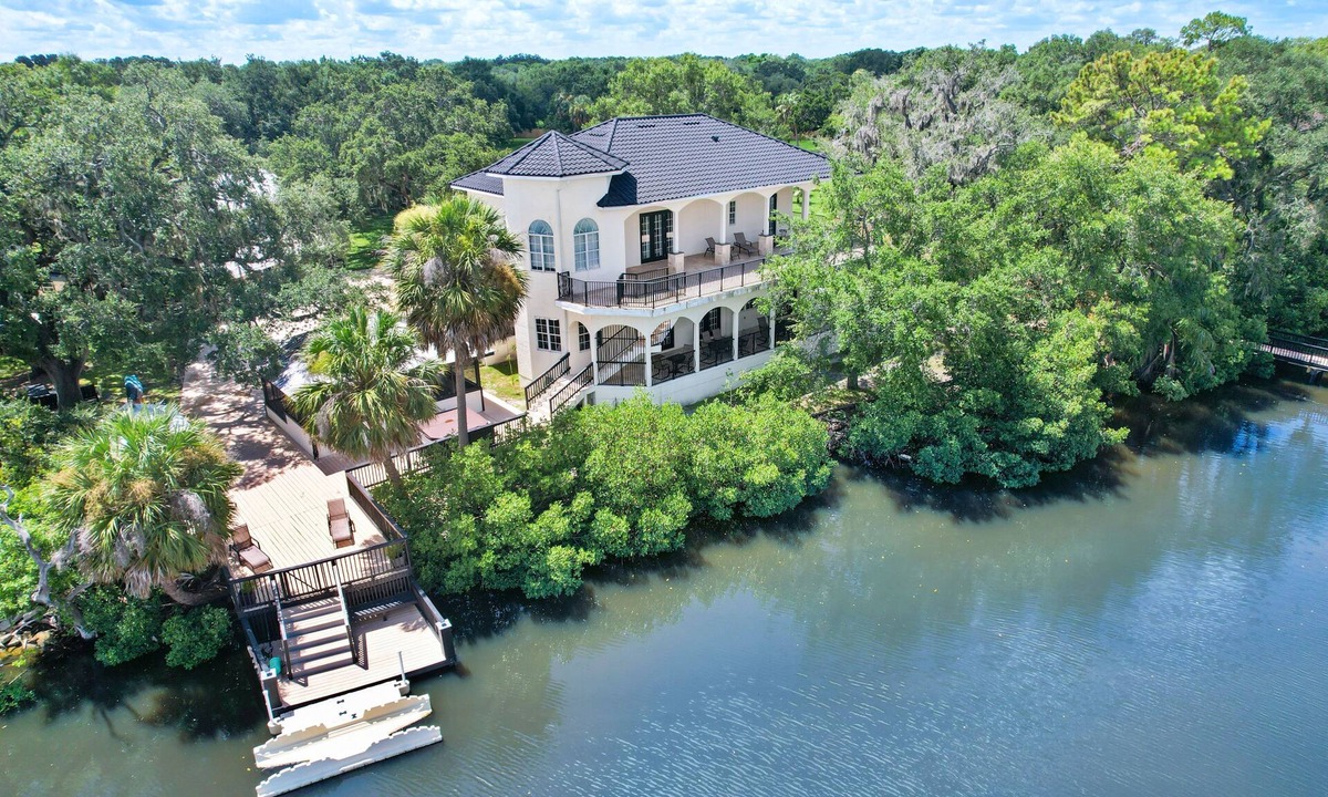 Greater Palm River Point CDC House | Massive waterfront Villa (Gated)