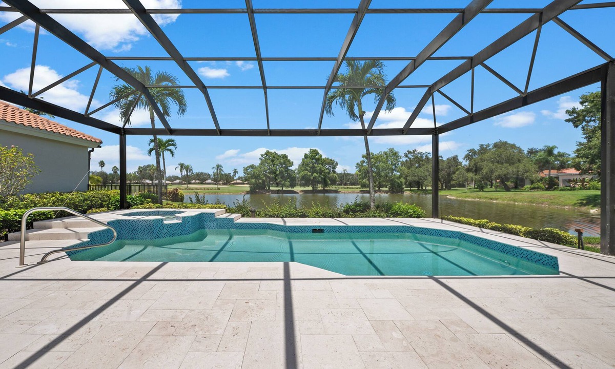 Vineyards House | Modern Naples Villa - 3BDR w/Priv Pool & Hottub - Vineyards Golf Course Access