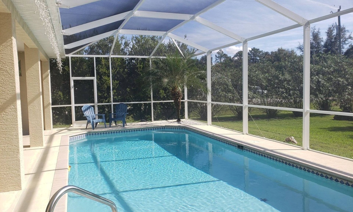 Lehigh Acres House | Modern Pool Home in a quiet Neighborhood