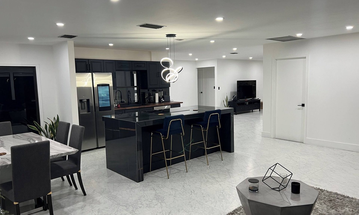 West Palm Beach House | Modern West Palm Beach Retreat w/Pool, Workspace & Private Yard