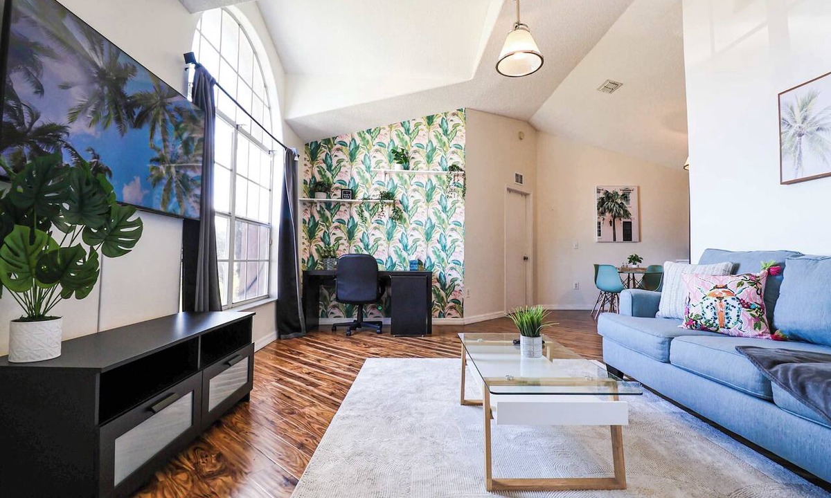 Buena Ventura Lakes Apartment | New APT 15Min Drive DisnyAirport&Parks KngBed Pets