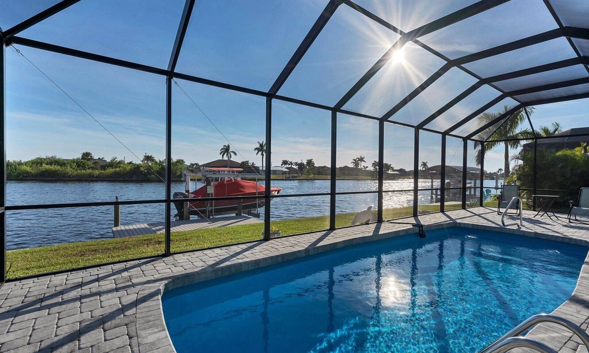 South Gulf Cove House | New Listing! Charlotte Harbor Area Resort, 120mi to Disney & 134mi to Universal - GRH805340