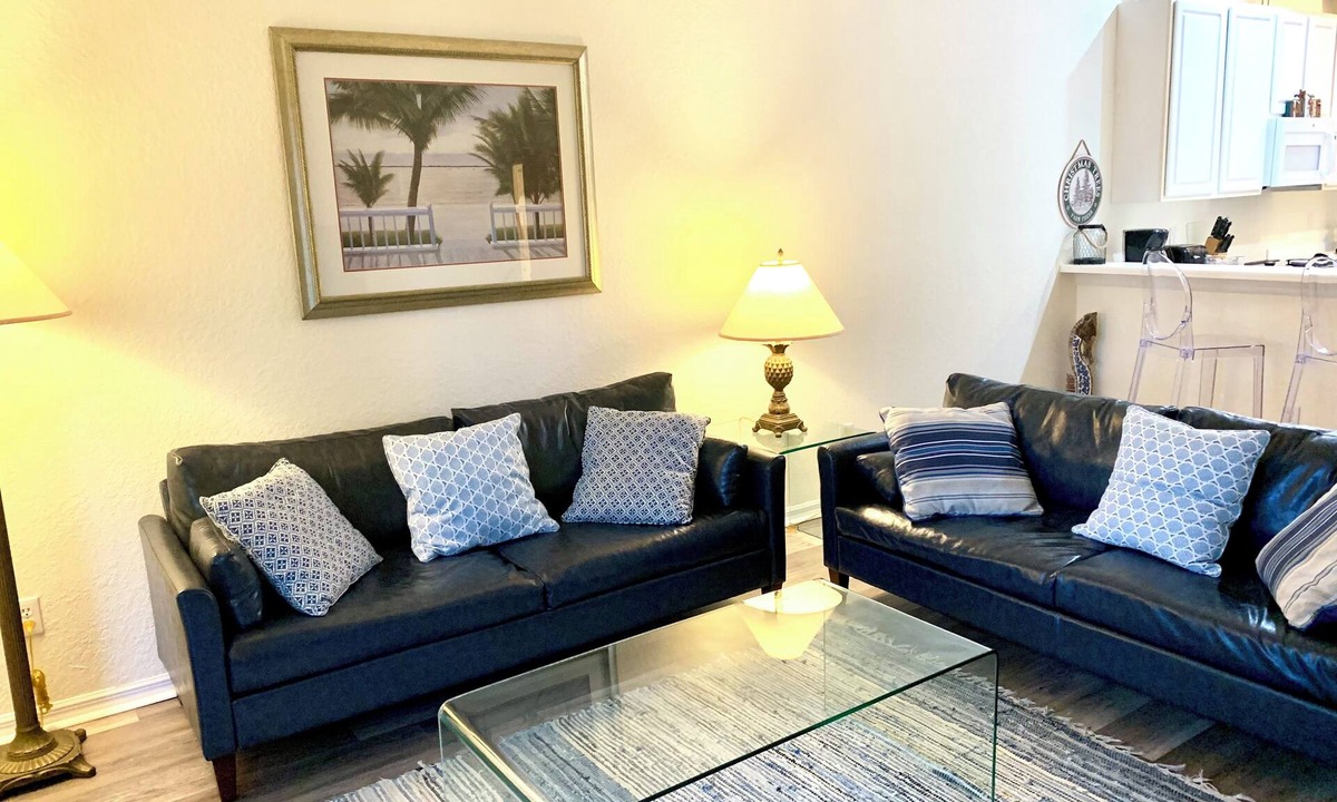 Bahama Bay Apartment | New on the market. Fun in the sun villa, newly furnished apartment near Disney