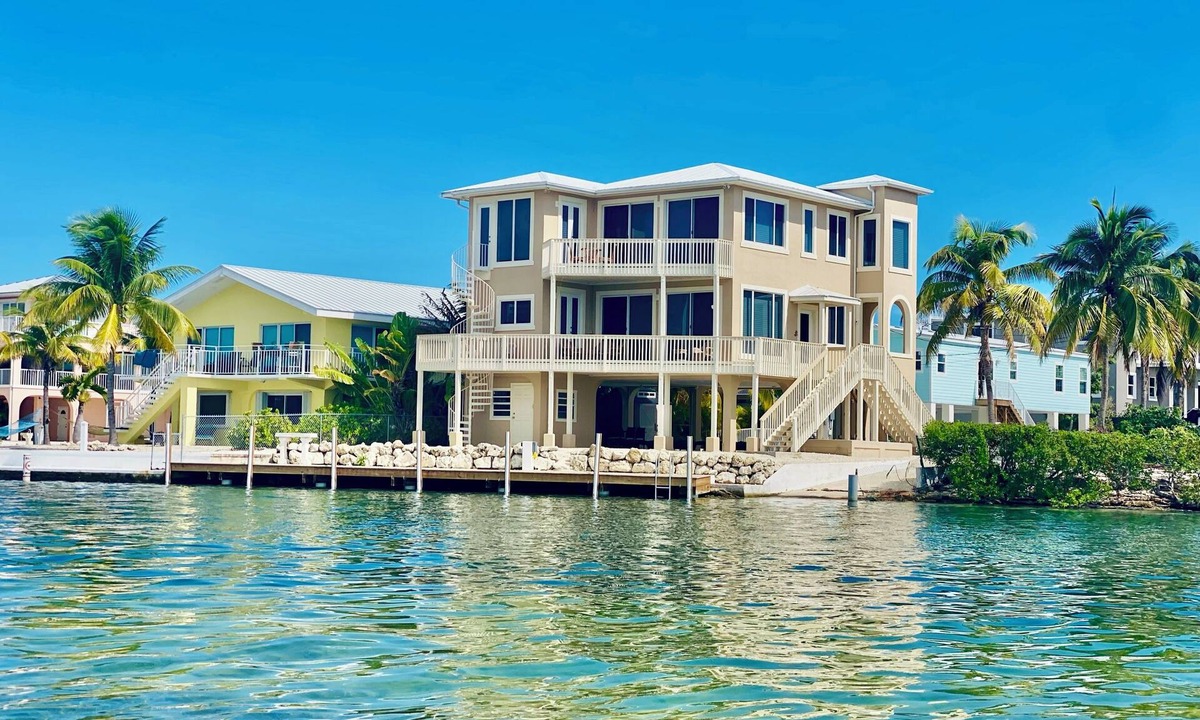 Summerland Key House | NEW SUMMER RENTAL OPEN WATER in Summerland Key for JULY or August rental.