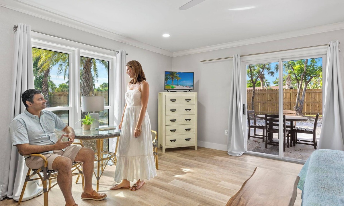 Sanibel Cottage | Newly remodeled Parrot Nest Toucan Cottage! Walk to beach, shops, restaurants!