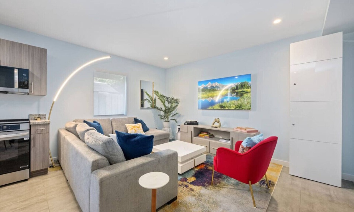 Seybold Apartment | Newly Renovated 1BR in Miami's Design District