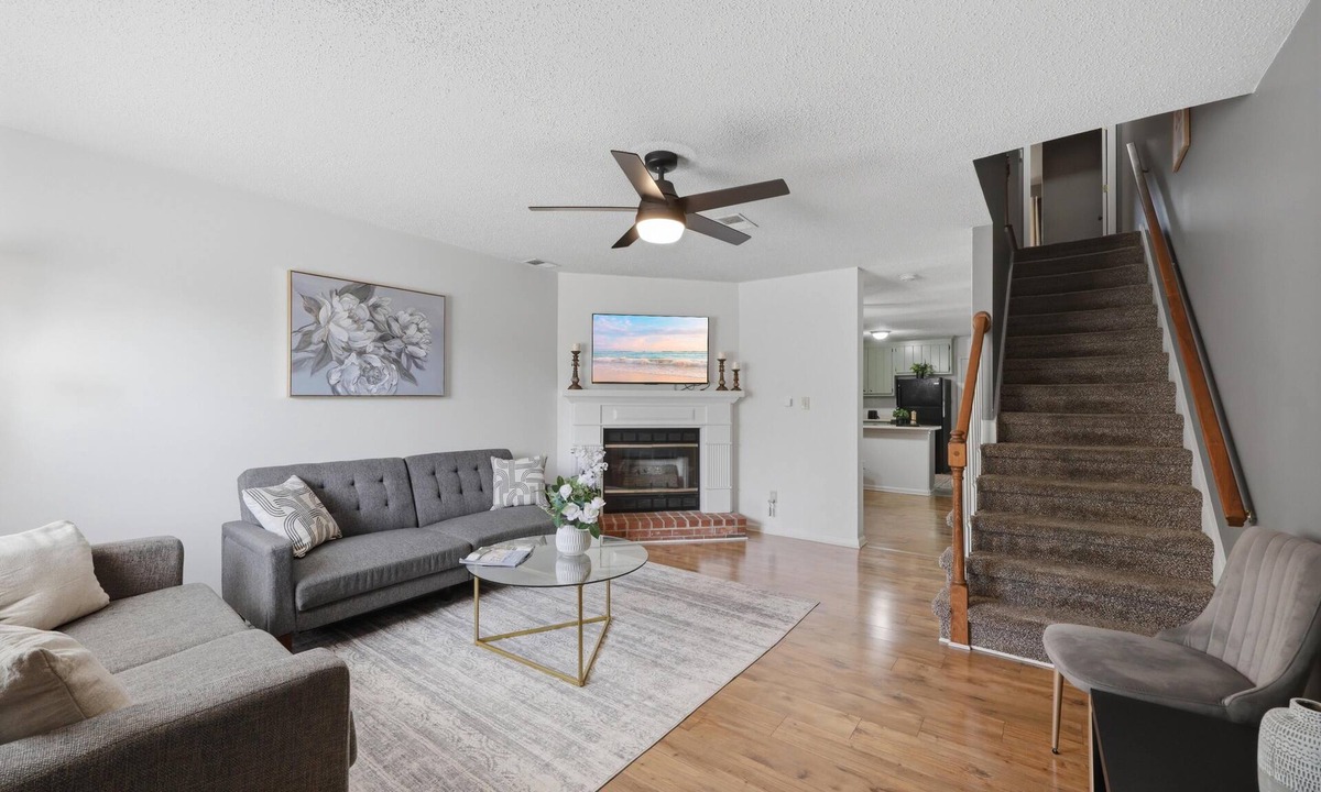 Fairforest House | Nice 2 BR Spartanburg Townhouse Near BMW,GSP Airport,Milliken,Downtown, All HWYs