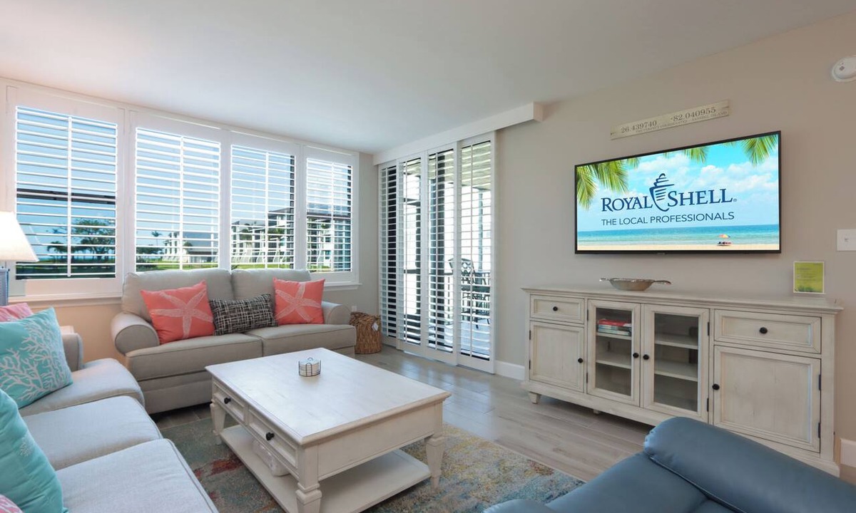 Sanibel Condo | Nicely decorated 2 Bedroom Condo. Loggerhead Cay 371