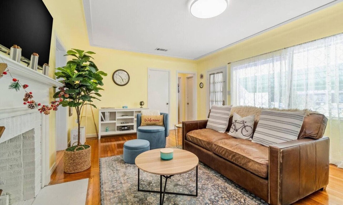 Redington Beach House | Nonna`s Beach House! Steps to Redington Beach!