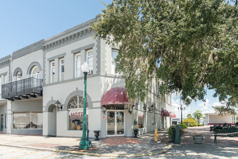 Arcadia Historic District Hotel | Oak Park Inn by OYO