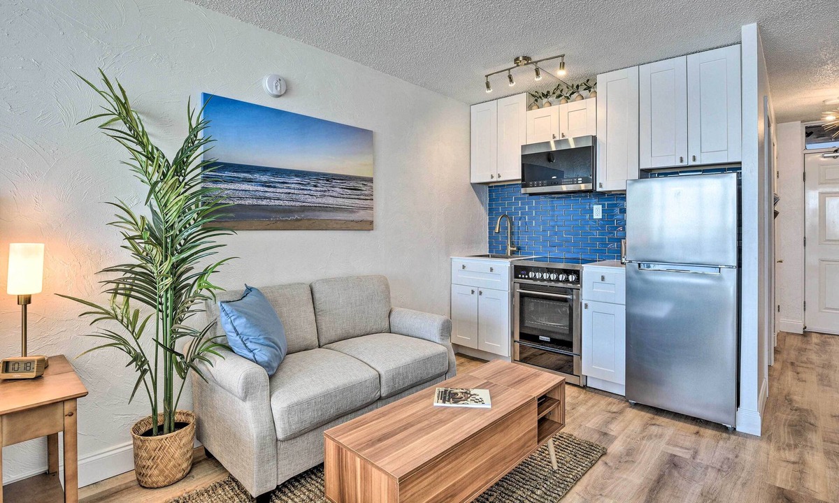 Daytona Beach Shores Apartment | Oceanfront, Fourth-floor Condo on Daytona Beach!