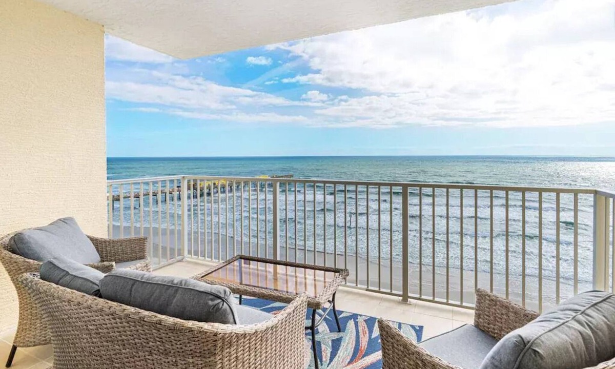 Ocean View Halifax Estates Condo | OCEANFRONT CONDO @ THE NEW ARUBA CONDOMINIUM