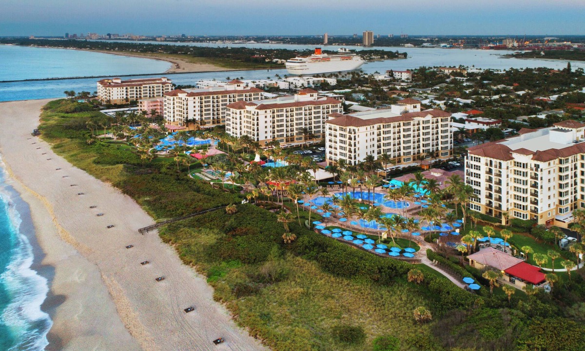 Palm Beach Shores Resort | Oceanside - 2 Bedroom Villa - Marriott's Ocean Pointe - Full Resort Access