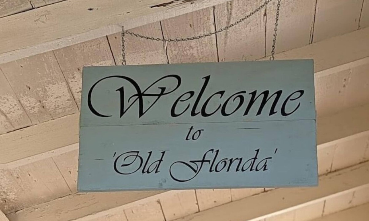 Arcadia Historic District House | "Old Florida" Getaway