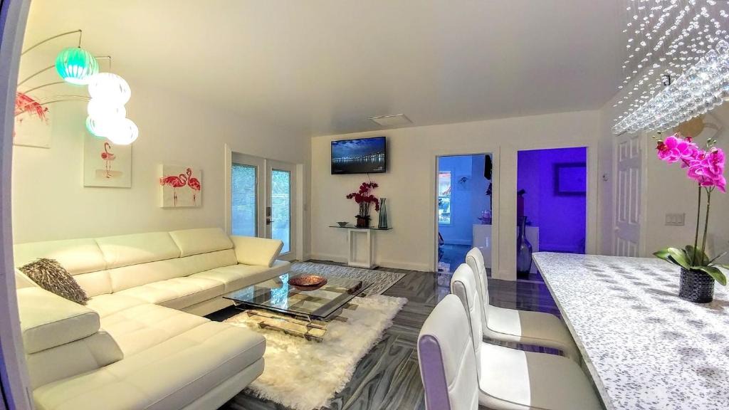 Oakes Estates House | Orchid Estate #1 - Three Bedroom Home