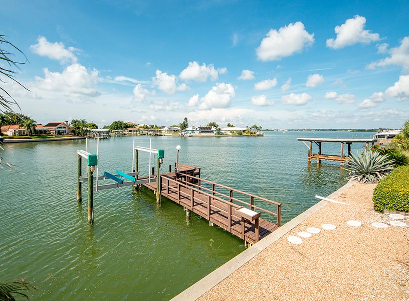 Island Estate House | Palm Island Getaway - Monthly Beach Rental