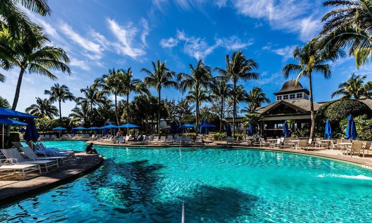 Naples Condo | PARADISE FOUND - RESORT STYLE LIVING IN FIDDLER'S CREEK