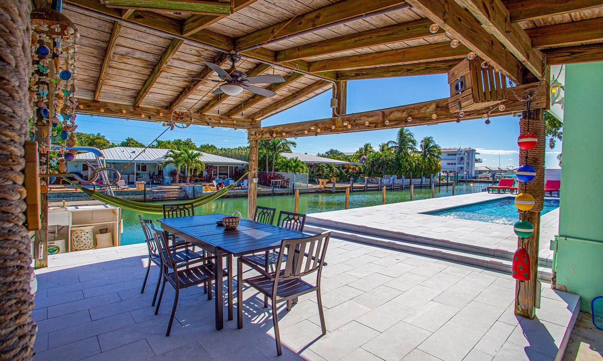 Marathon House | PARADISE HOME ON THE ATLANTIC WITH HEATED POOL