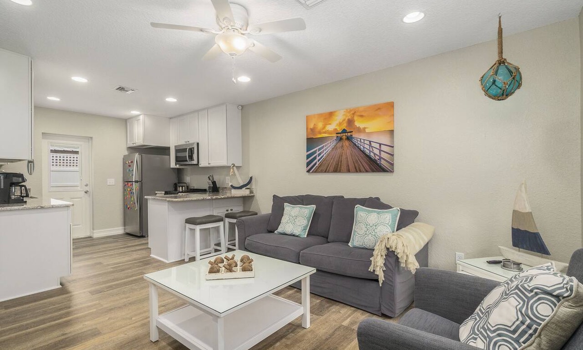Tropic Apartment | Paradise Palms 102 with private patio