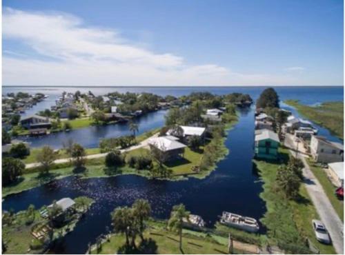 Poinsett Acres House | Peace on the River, Breathtaking Views