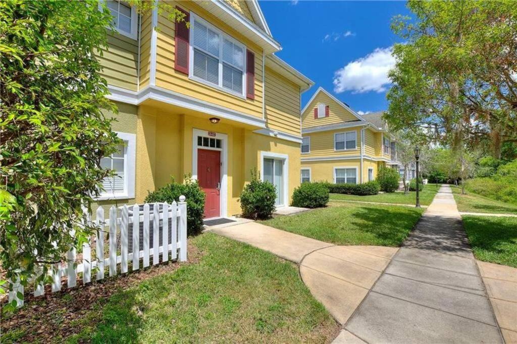 Kissimmee House | Peaceful 4 Bedroom Resort Townhome close to Disney World!