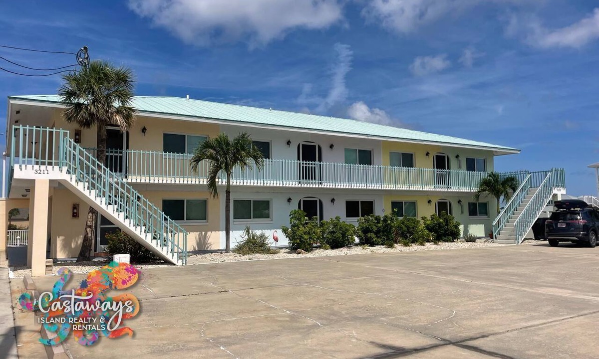 Saint James City Condo | Peaceful Island Living @ The Buccaneer Condo 1BR/1 BR with pool and dock