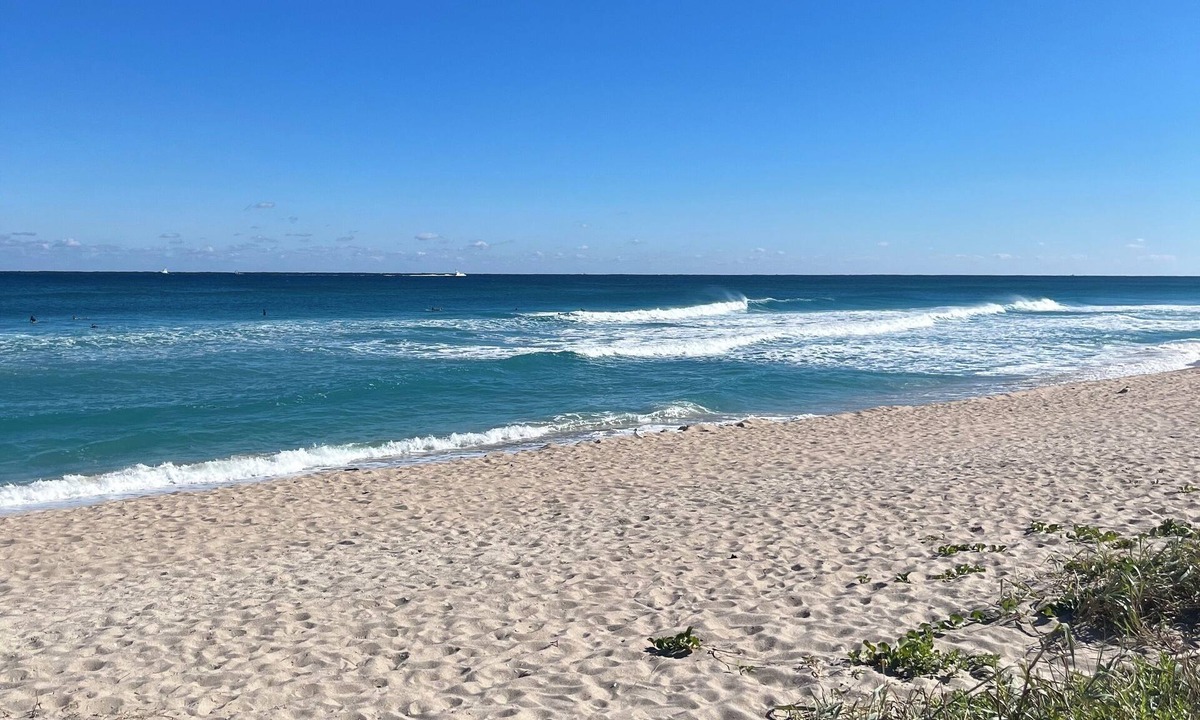 Palm Beach Gardens Cottage | PGAVacay! A Golfer's Dream and R&R Paradise tucked away in PGA National!