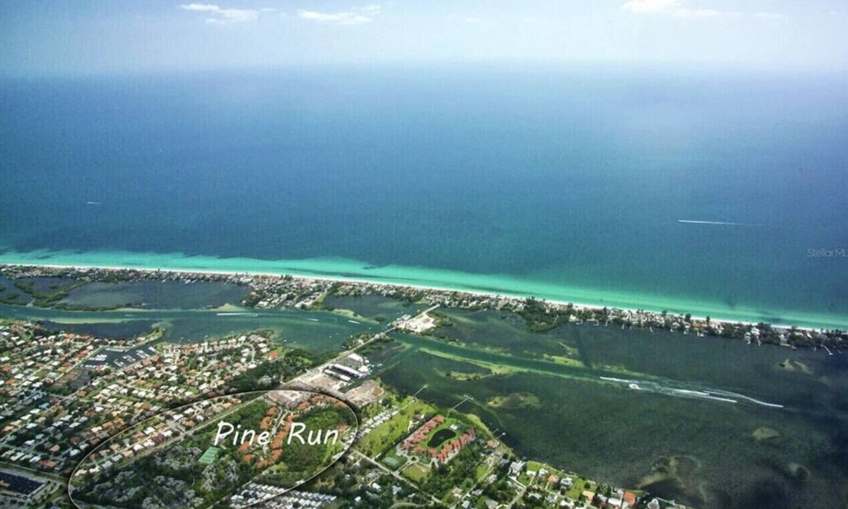 Osprey Condo | Pine Run Dog Friendly Condo! Close to beaches!