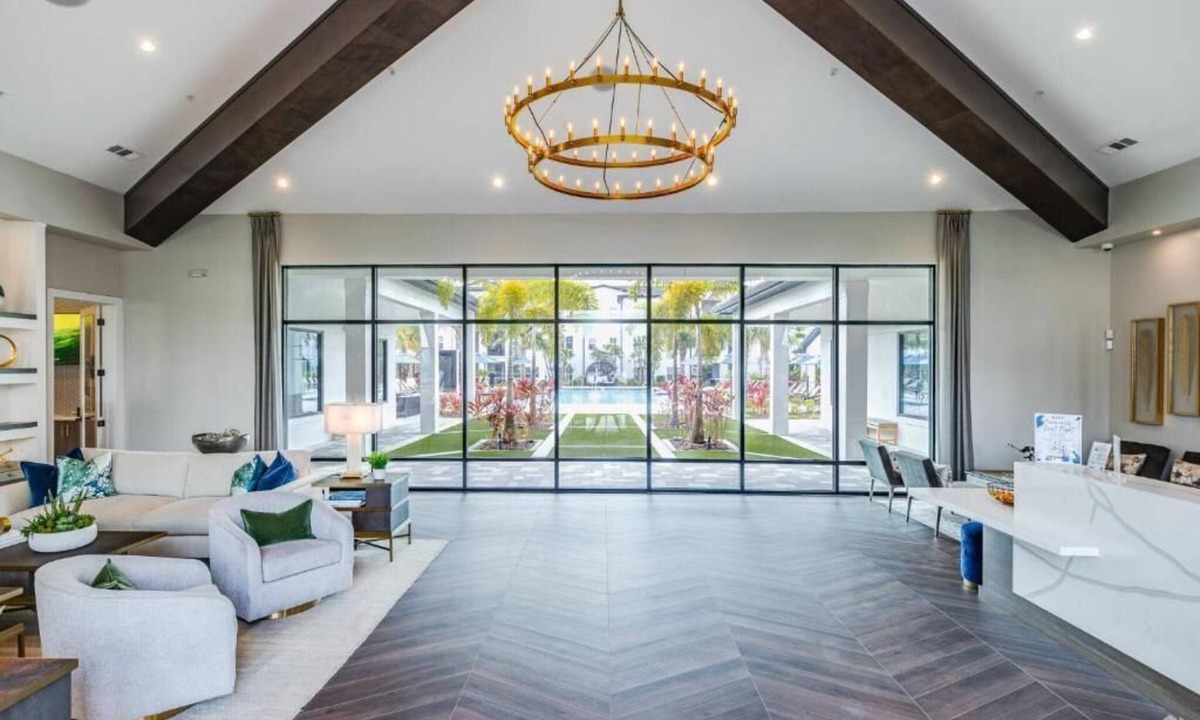 Southeast Orlando Apartment | Pinnacle Apartments W Amenties by Heavenly Homes