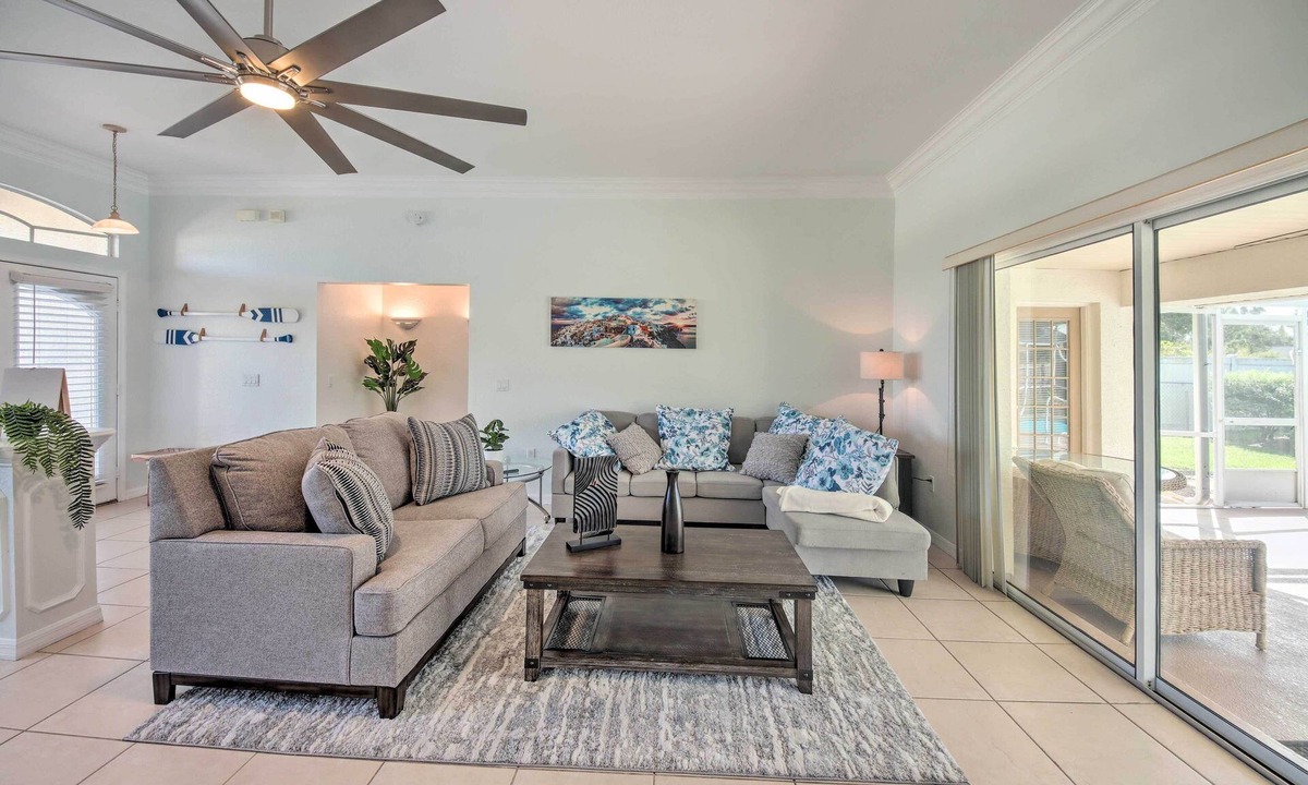 Sebring House | Pool & Fenced Yard: Sebring Retreat