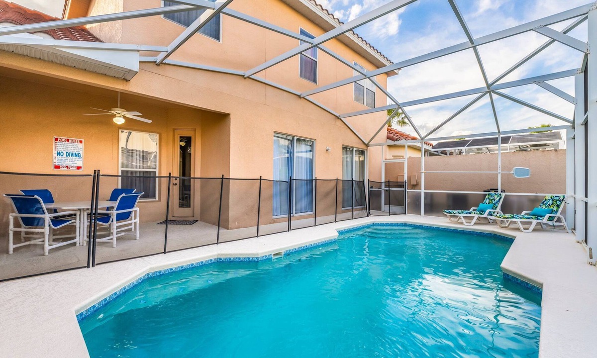 Tuscan Hills House | Pool Home in Gated Community Close to Walt Disney World