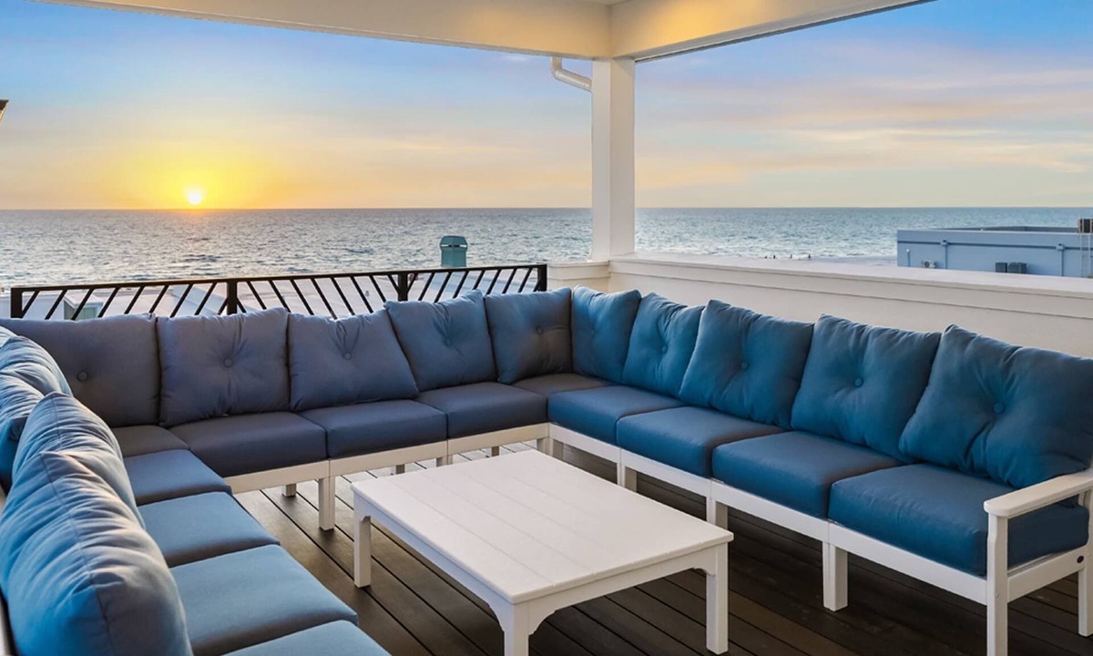 Clearwater Beach House | Pool, Spa & Rooftop Retreat - Direct Beach Access