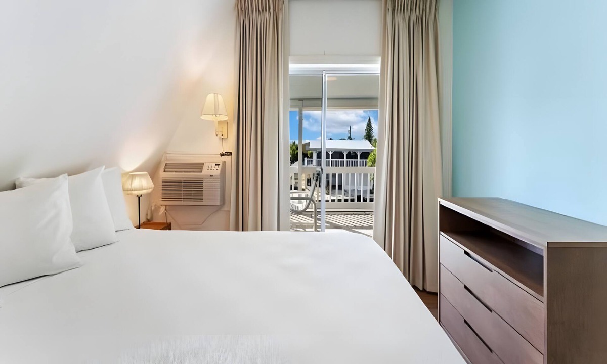 Little Torch Key Hotel | Private Island Escape w/Kitchen, Beach Access, Pool & Breakfast Included