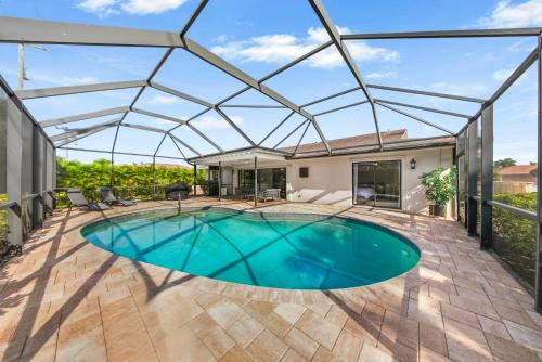 Palm River Estates House | Private Pool North Naples Home Near Beach