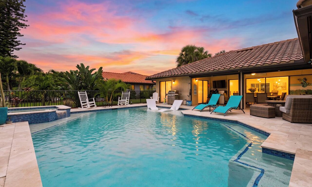 Bonita Springs House | Private Pool + Spa + Outdoor Dining | Gulf Beaches | Blue Sunset