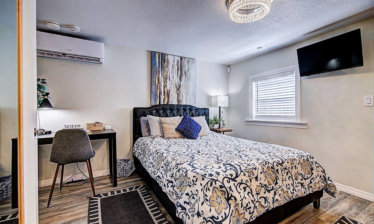 Ybor City Apartment | Private Stylish Studio Apartment!